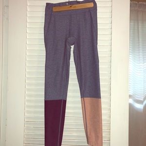 Tri-tone Outdoor Voices leggings